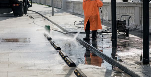Parking Lot Pressure Washing in Bryan