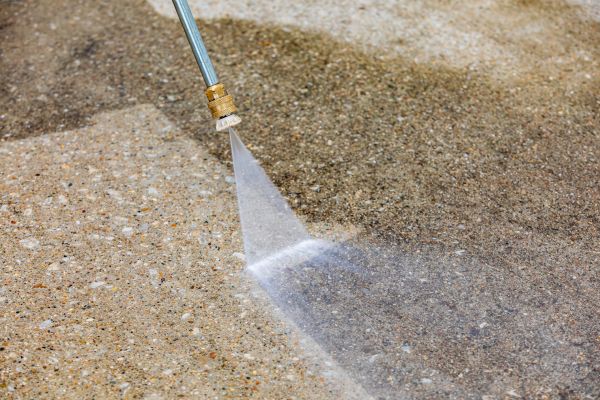 Cost of Driveway Pressure Cleaning in Bryan