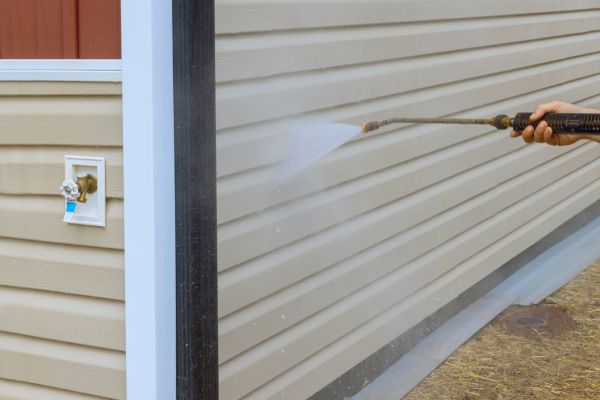 Townhouse Exterior Cleaning in Bryan