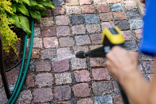 Paver Sidewalk Cleaning in Bryan