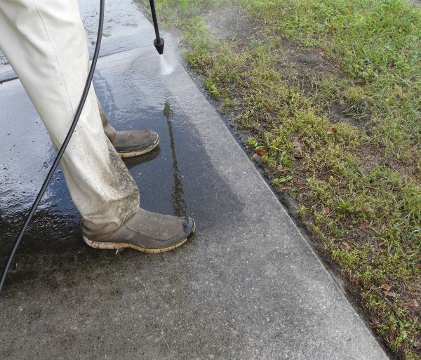 Concrete Slab Powerwashing in Bryan